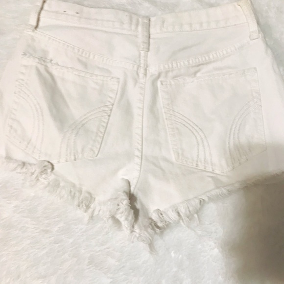 👑White Hollister shorts! - Picture 7 of 7